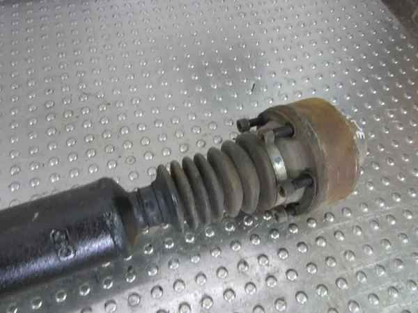 Ford Escape II 2.5i 2010 Drivaxel Automat image 5