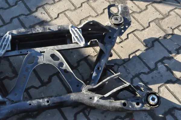 Suspension arrière Volvo OEM 32283998F - Occasion image 7