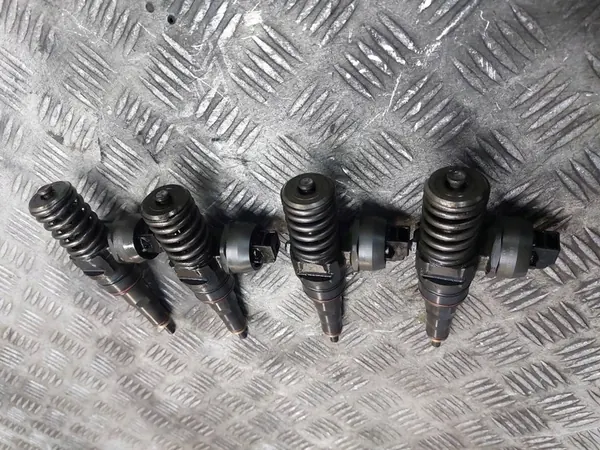 Audi OE 038130073AR injecteur pompe image 3