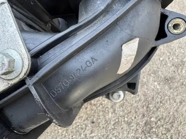 Imusarja OEM DS7G-9424-GA Ford Kuga MK2:lle image 4