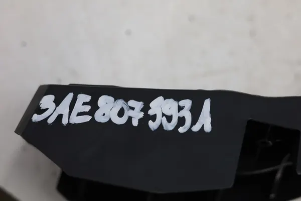 Scivolo di montaggio paraurti sinistro posteriore VW Passat B7 10-14 image 2