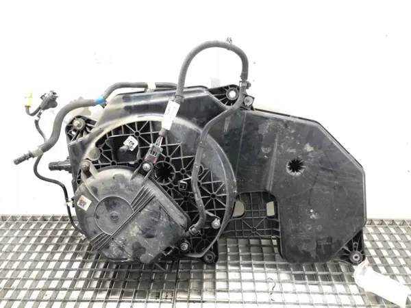 OEM 172A25268R SCR-tank för Renault Megane IV 1.5 image 2