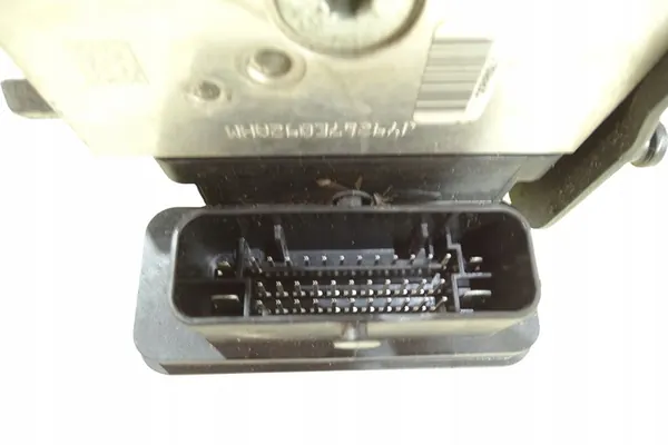 DODGE DURANGO JEEP WK2 2018- POMPE ABS 68408605AB image 4