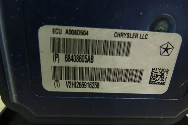 DODGE DURANGO JEEP WK2 2018- POMPE ABS 68408605AB image 6