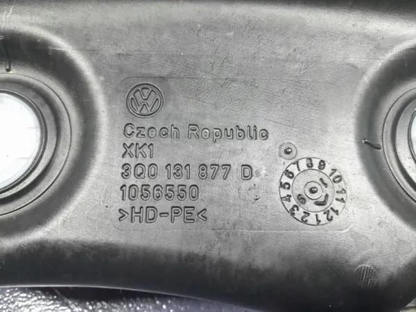 Skoda AdBlue-säiliö OEM 3Q0131877D Superb III 2.0 TDI:lle image 5
