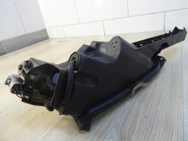 Feu DRL KOITO 78-7 LLU pour Lexus NX 2017-2021 image 8