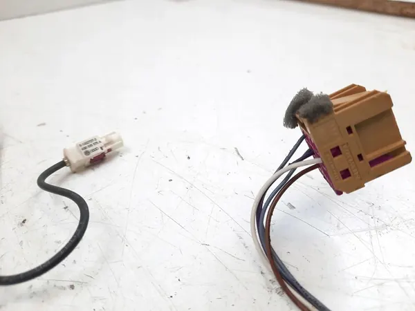 Sähkökäyttöinen sivupeili etuovi vasen 7E1857507CP image 8