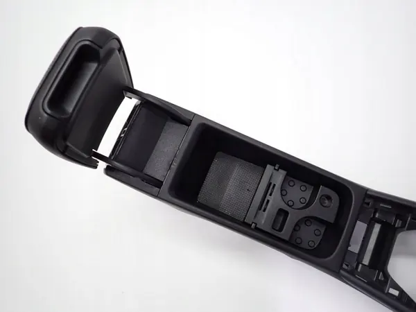 OEM 23R armstödstunnel för Skoda Karoq - Begagnad image 8