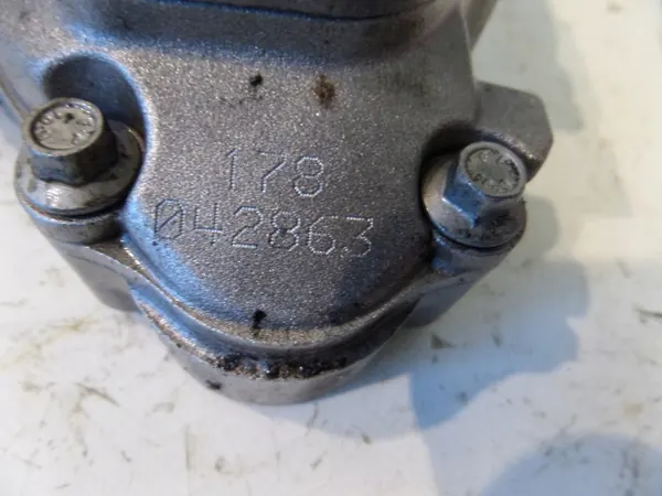 Bomba de aceite OEM 88378126 para Jeep Grand Cherokee WK2 image 3