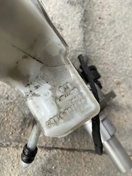 Cylindre de frein SEAT OEM 5Q2611301H - Occasion image 4