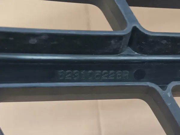 RENAULT TRAFIC III LIFT Grill 2019 - 2021 image 9