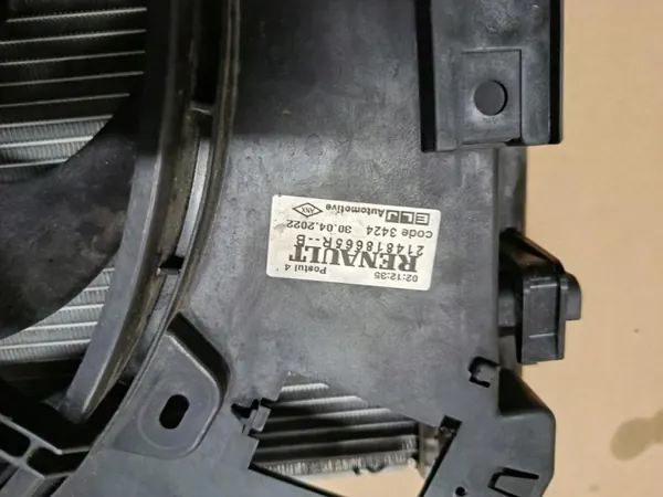 Ventilateur de refroidissement OEM 214100078R Dacia Duster II image 4