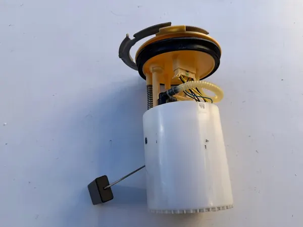 Bomba de combustível 1K0919050AD VW JETTA 5C Lift 2.0 TDI image 3