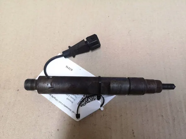 INYECTOR RENAULT LAGUNA I 1.9DCI 0432193754 image 3