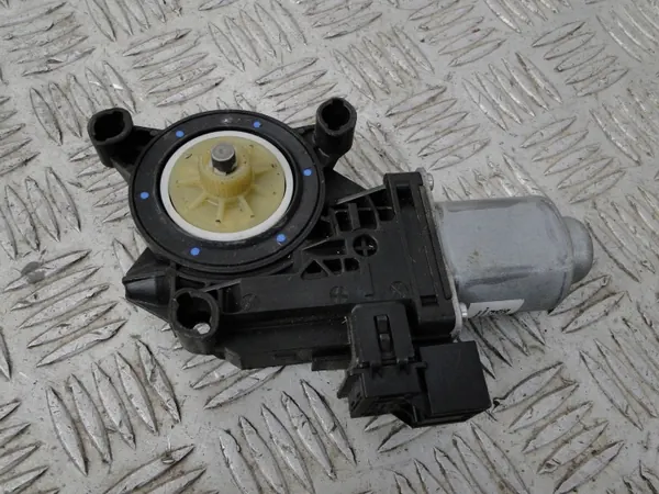 VW Polo IV Höger Bak Motorfäste OEM 6Q0959812C image 3