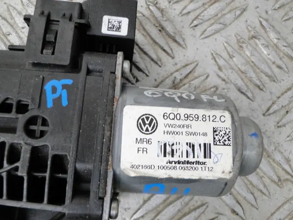 VW Polo IV Höger Bak Motorfäste OEM 6Q0959812C image 4