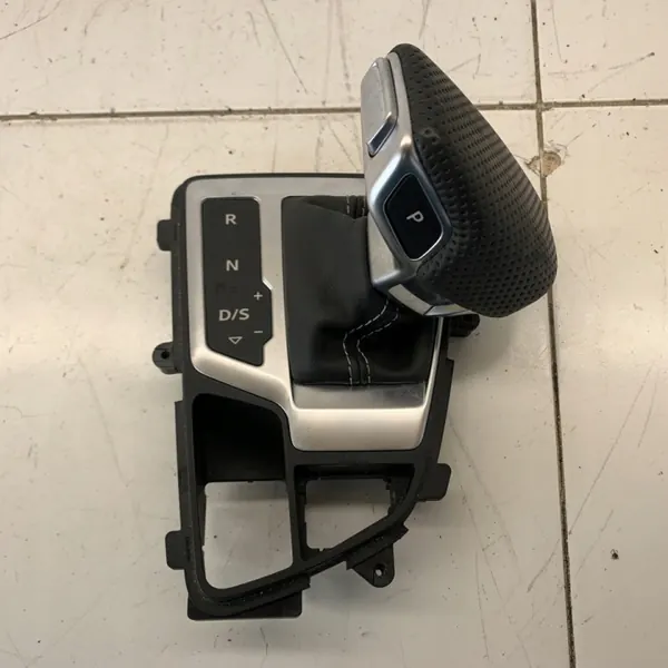 Pomo & Capa Couro OEM PARTS6LDQL Audi Q7 image 2