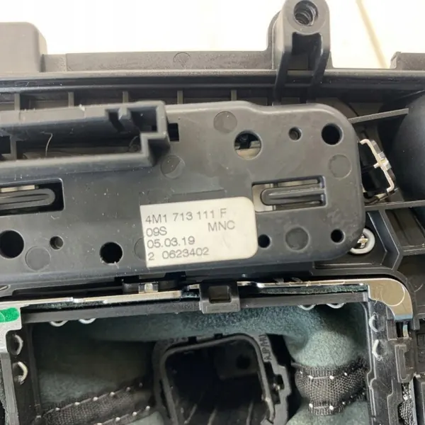 Pomo & Capa Couro OEM PARTS6LDQL Audi Q7 image 6