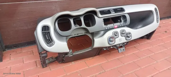 Fiat Panda III dashboard airbag OEM 07356804250 image 5