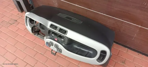 Fiat Panda III dashboard airbag OEM 07356804250 image 7