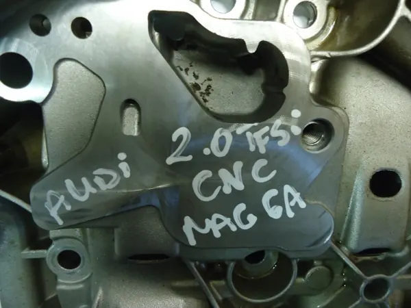 Base de carter OEM 06L103603AF pour moteur 2.0TFSI image 3