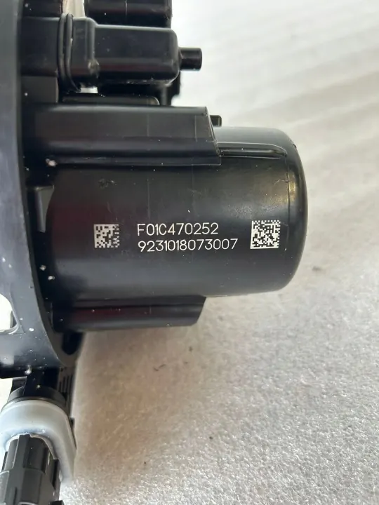 Bomba AdBlue OEM F01C470252 - Estado Usado image 7
