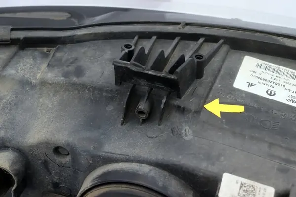 Farol dianteiro esquerdo FIAT TIPO H7 original image 8