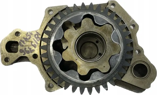 MAN Motorölpumpe OEM 51051035037 - Gebraucht image 2