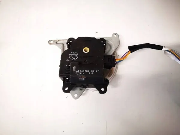 Värmefläppmotor OEM AE0637008610 för Toyota Corolla image 2