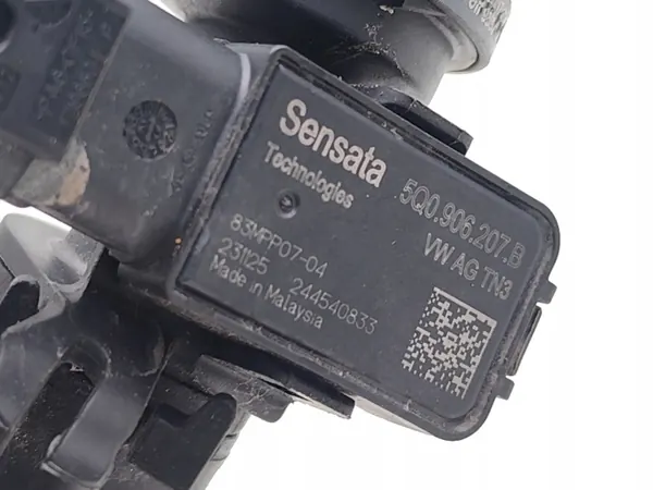 Sensor Presión Aire Skoda OE 5Q0906207B - Usado image 7