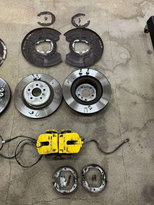 Discos de Freio Pastilhas BMW X5 E70 X6 E71 OEM 6875283 6875284 6889585 image 3