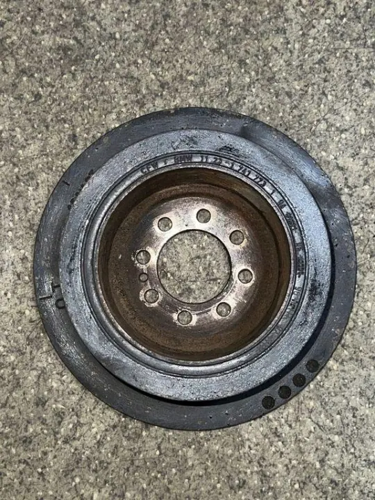 BMW E39 M62 V8 voorste poelie OEM 1741773 image 2