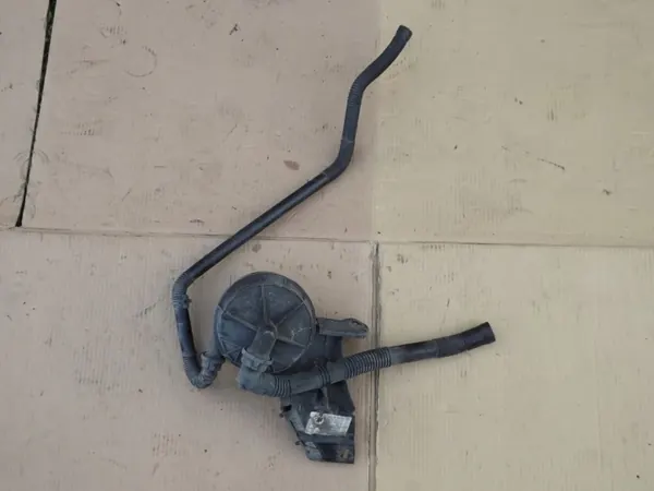 Bomba de ar secundário Audi A6 C5 2.4 V6 OEM 8D0906613C image 6