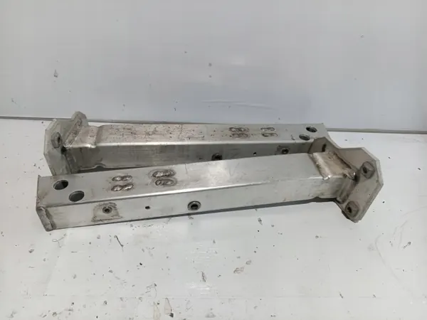 Jeu de longerons OEM 8935130 pour Fiat 500L 2014-2018 image 2