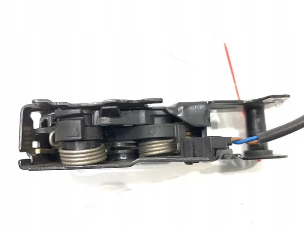 Framhuvudslås AUDI A4 B8 Sedan 8K0823509G 07-15 image 3