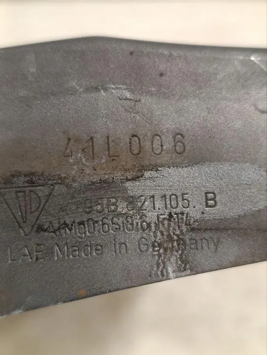 Para-lama esquerdo Porsche Macan 2016 OEM 95B821105B image 6