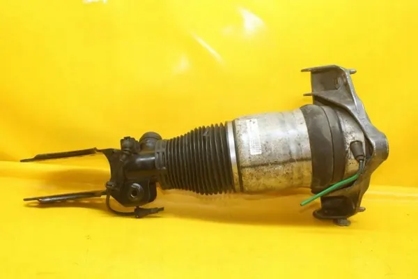 Porsche OE 7L5616040 Höger fram luftfjädring Begagnad image 9