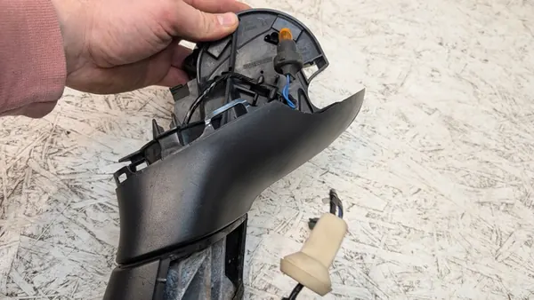 FIAT 500X Vasemman Puolen Peilin Runko 7Pin 735603612 image 5