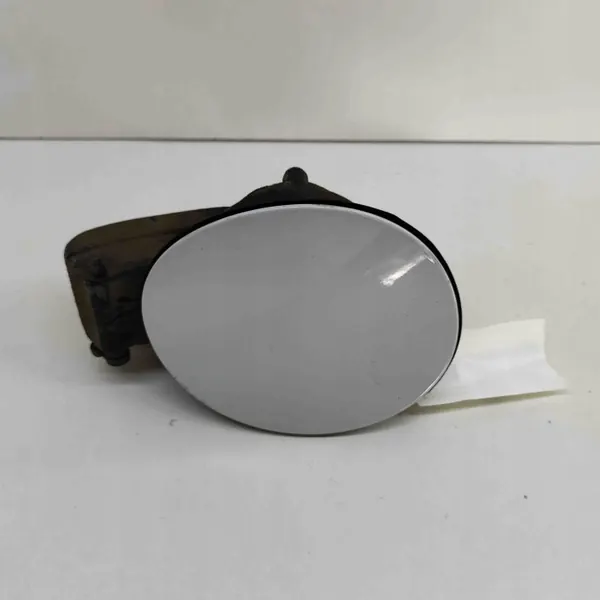 Polttoainesäiliön kansi OEM BJ3227936B Land Rover Evoque image 2