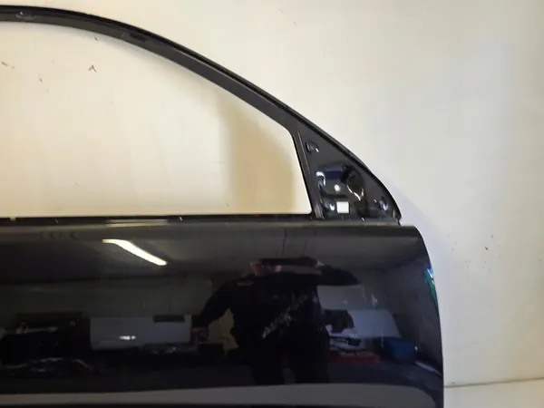 Fram Höger Dörr VW Tiguan I 2007-2015 image 4