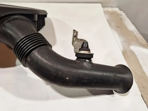 Ilmansuodattimen kotelo Fiat Panda III 0.9 Twinair image 4