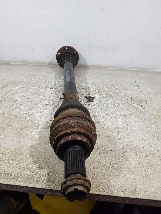 Vänster Bakaxel 7572419 BMW E60 E61 LCI 3.0D XDRIVE image 5