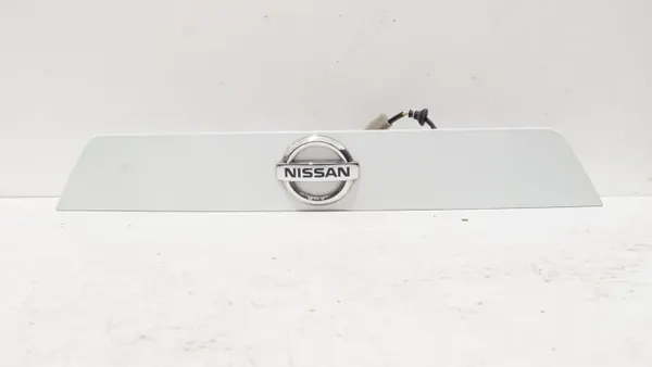 Bandeau de hayon OEM 908105FA0A pour Nissan Micra K14 image 2