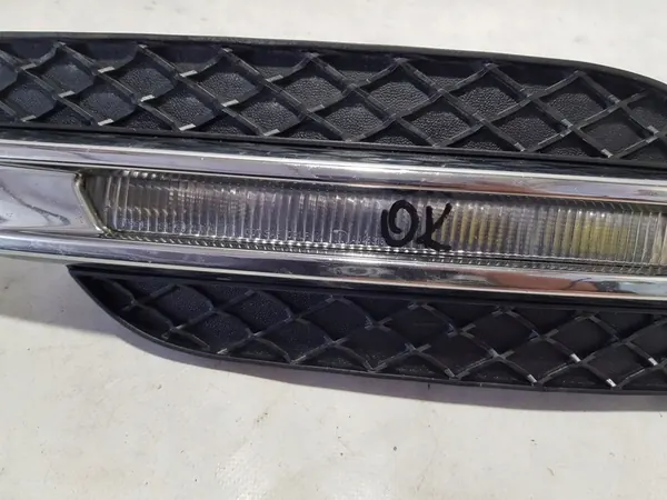 Rejilla de parachoques cromada izquierda LED Mercedes ML W166 image 3
