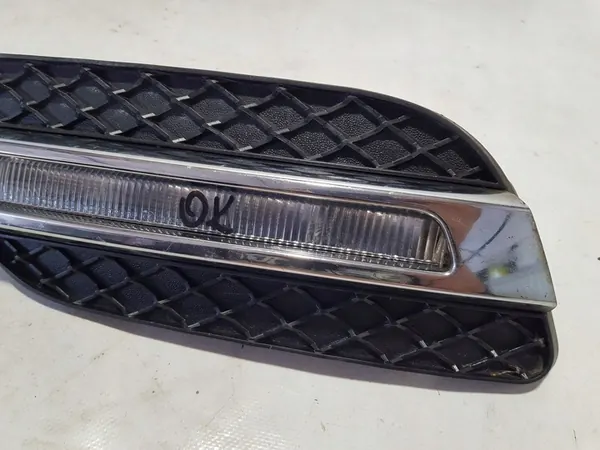 Rejilla de parachoques cromada izquierda LED Mercedes ML W166 image 4