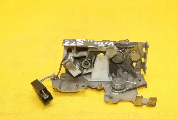 Mercedes-Benz Dörrlås A6387300335 image 4