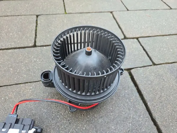 Ventilador MERCEDES A-KLASA W177 CLA II A2478308400 image 3