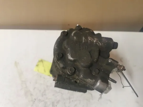 Compresseur de Climatisation Citroen C5 I 2.0 9683055180 image 3