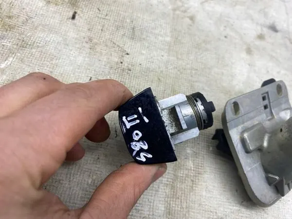 Insert de cylindre de serrure Volvo S80 II OEM S80 II WKŁADKA image 4