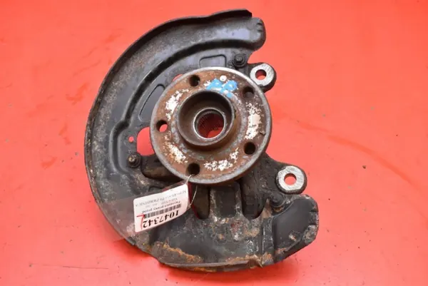 OEM mamAUTO-1047342- Cubo Dianteiro Direito Volvo V60 Usado image 2